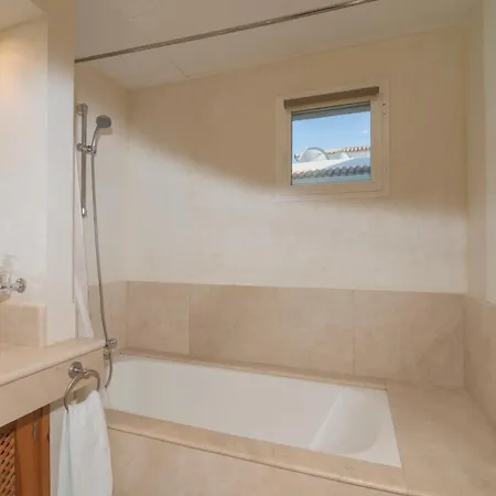 Andalucia Benalup - Casas Viejas