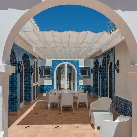Villa Andalucia